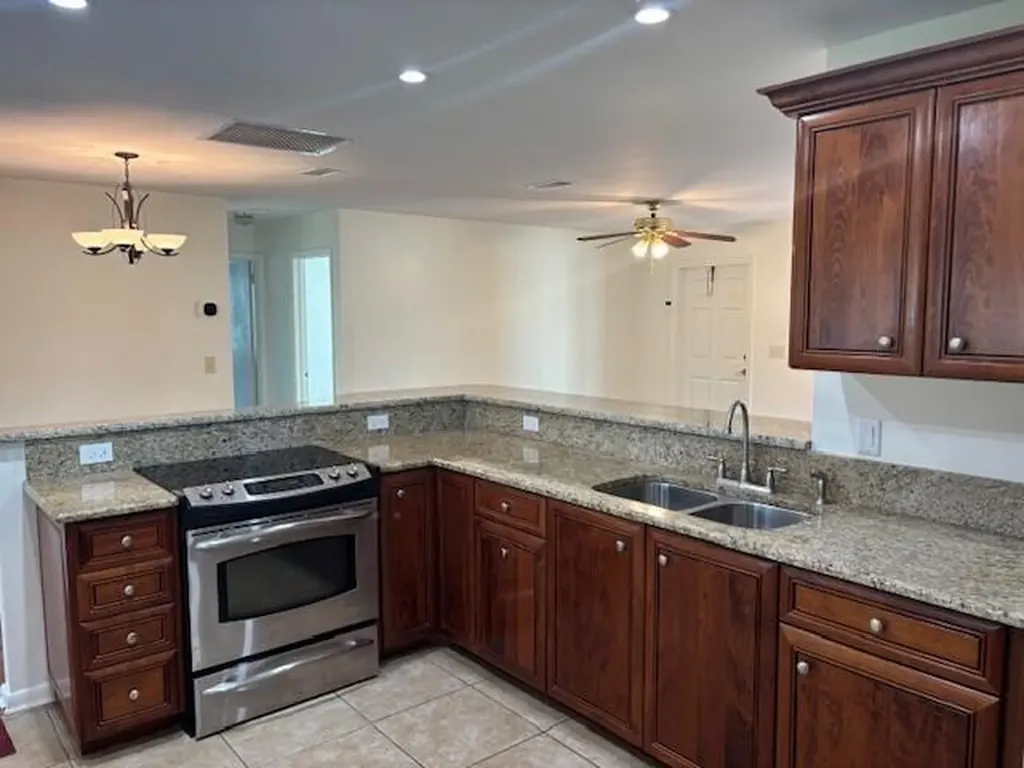284 Cherry Street Palm Beach Gardens FL 33410
