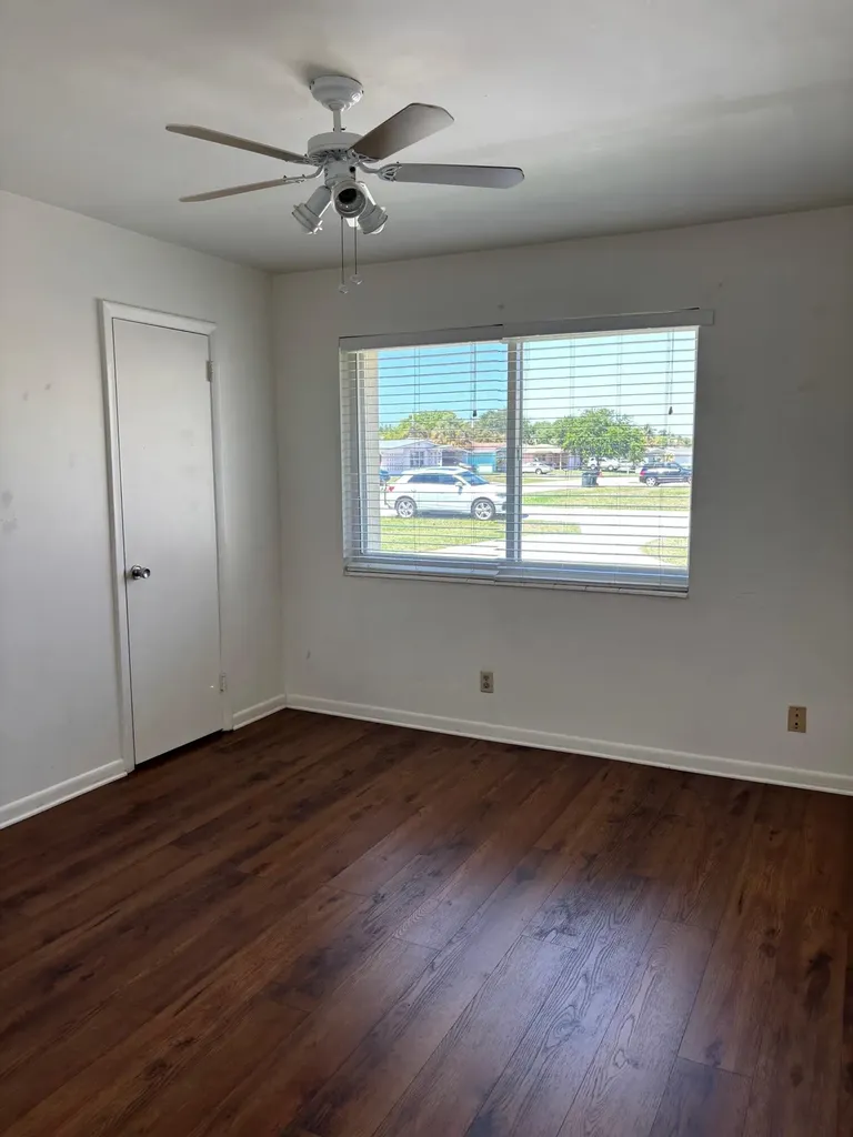 284 Cherry Street Palm Beach Gardens FL 33410