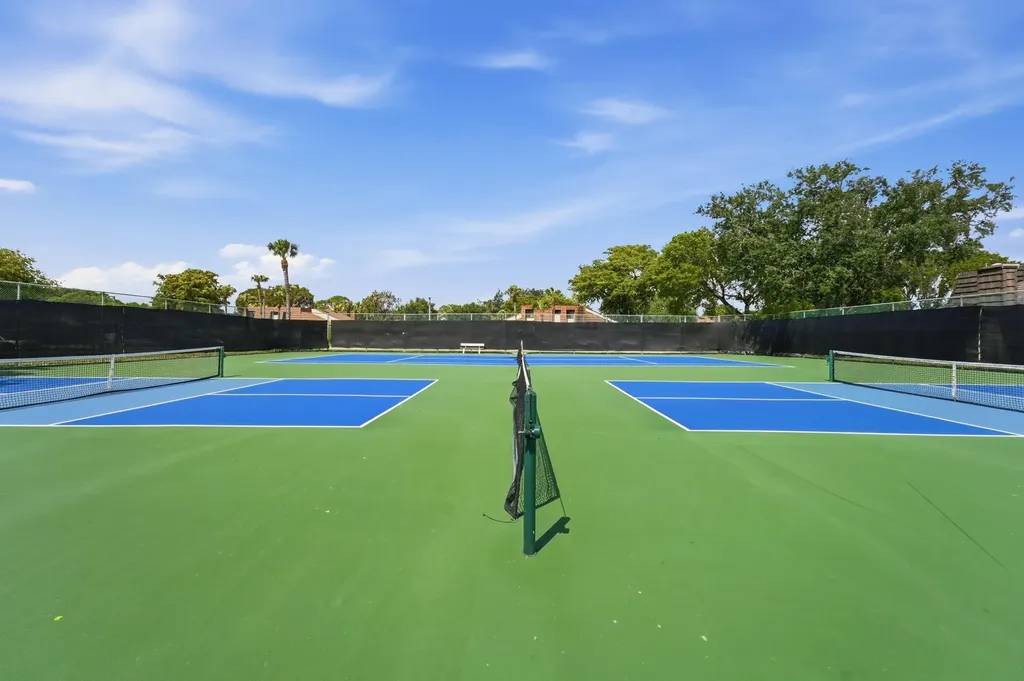 4183 Palm Bay Circle West Palm Beach FL 33406