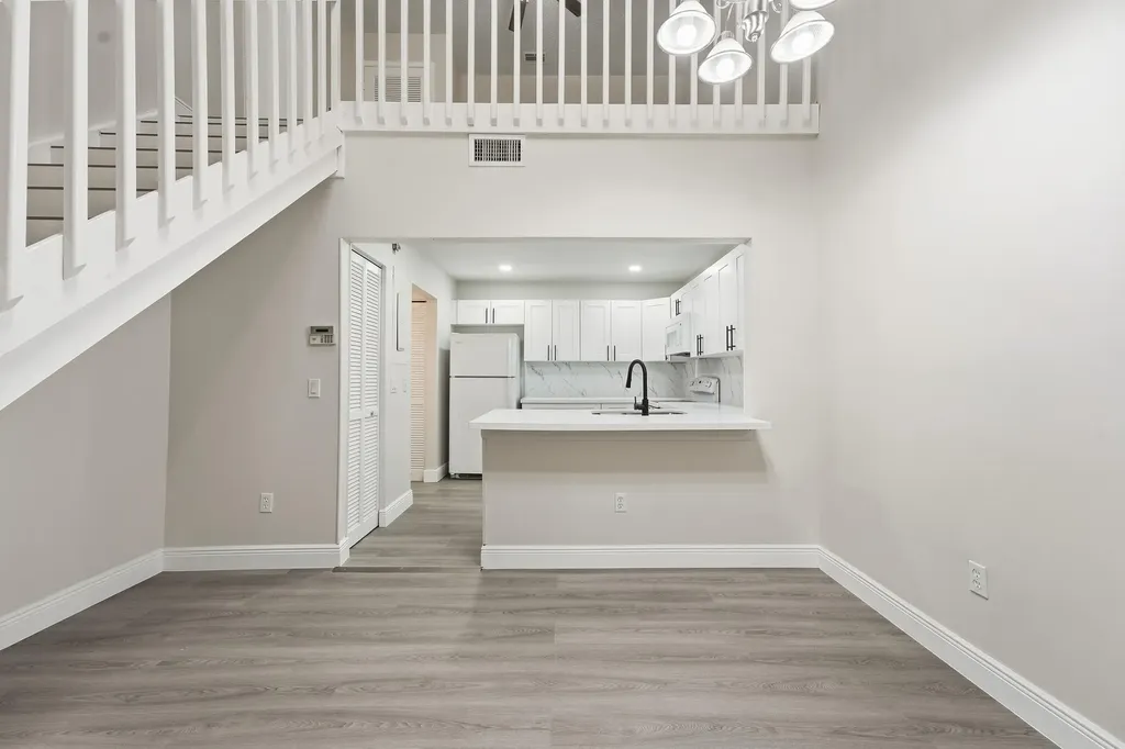 4183 Palm Bay Circle West Palm Beach FL 33406