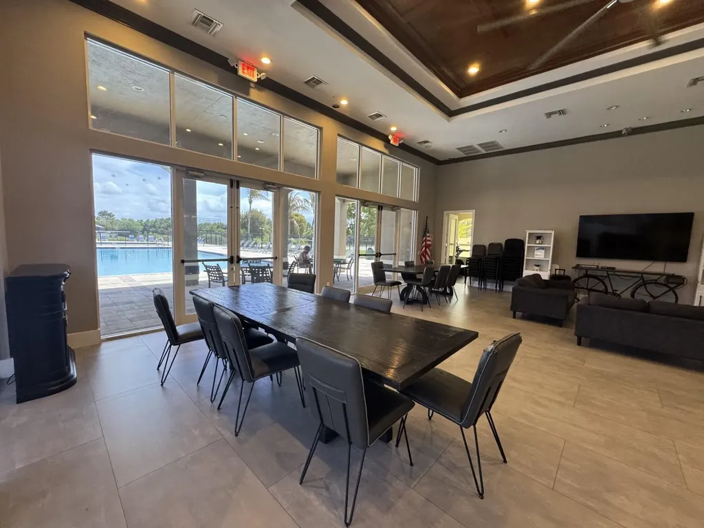 1804 SW Jamesport Drive Port St Lucie FL 34953