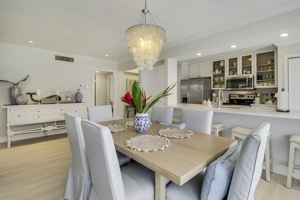 438 Brackenwood Lane S Palm Beach Gardens FL 33418