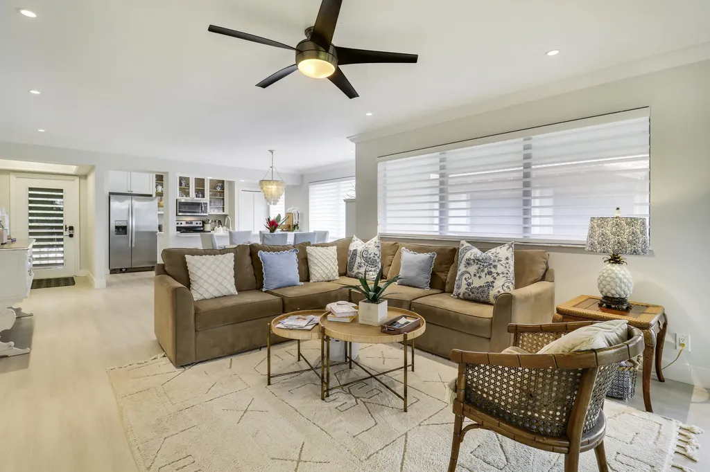 438 Brackenwood Lane S Palm Beach Gardens FL 33418