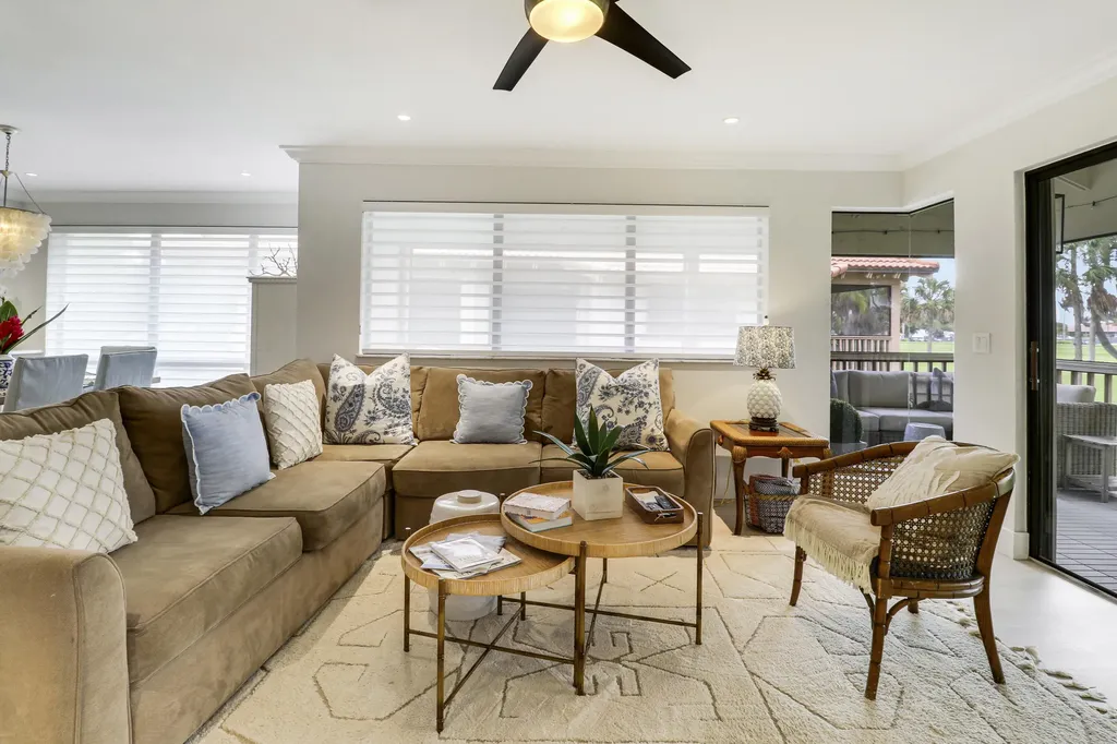 438 Brackenwood Lane S Palm Beach Gardens FL 33418