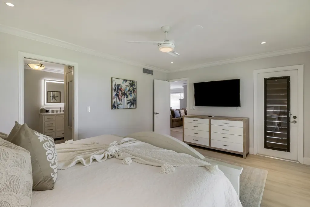 438 Brackenwood Lane S Palm Beach Gardens FL 33418