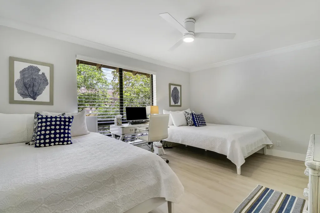 438 Brackenwood Lane S Palm Beach Gardens FL 33418