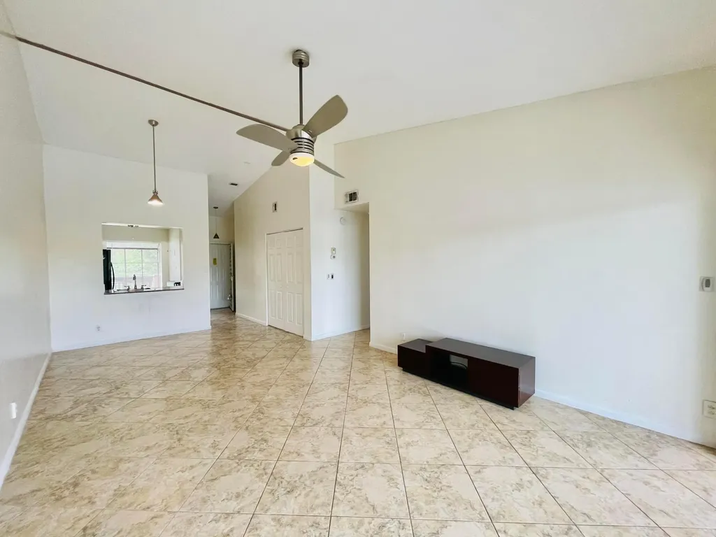 2297 SW 15th Street Deerfield Beach FL 33442