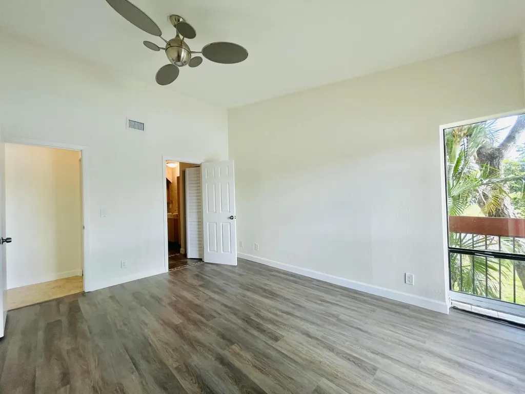 2297 SW 15th Street Deerfield Beach FL 33442