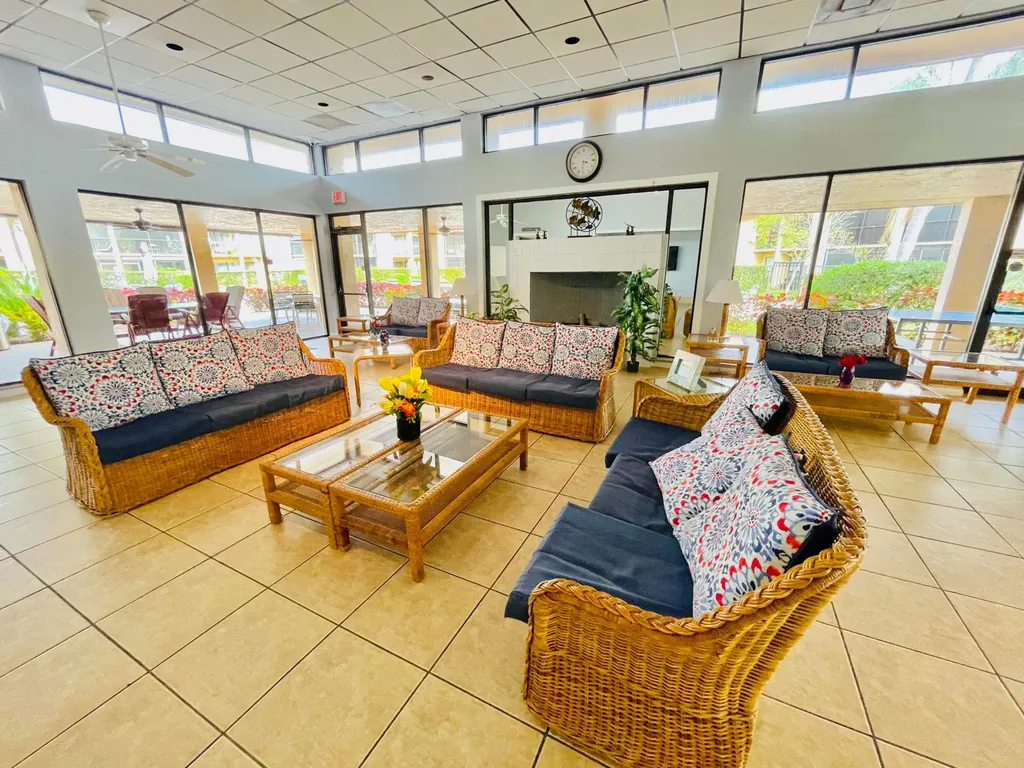 2297 SW 15th Street Deerfield Beach FL 33442