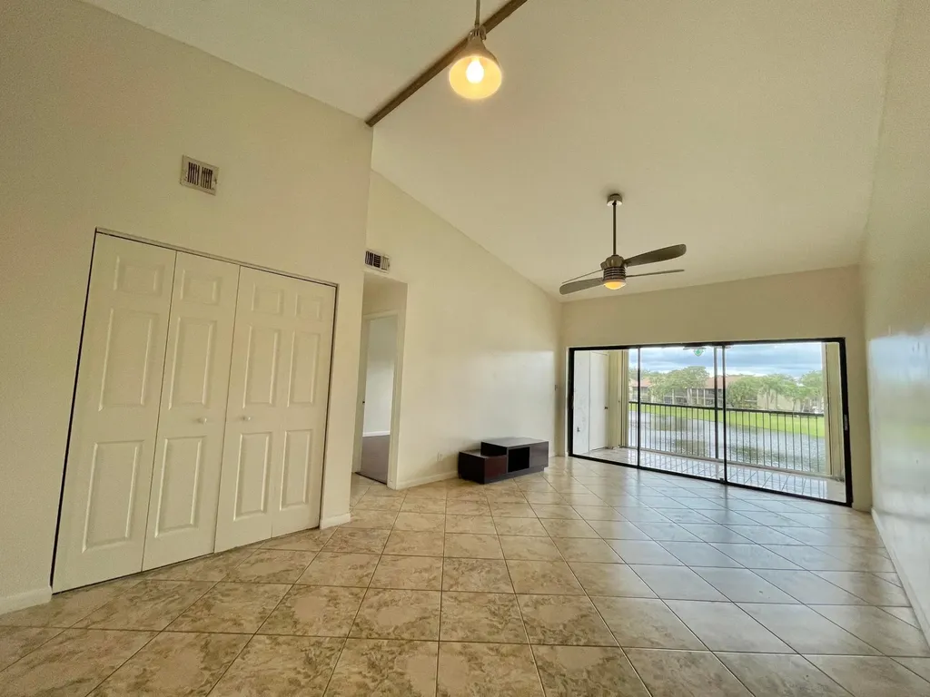 2297 SW 15th Street Deerfield Beach FL 33442