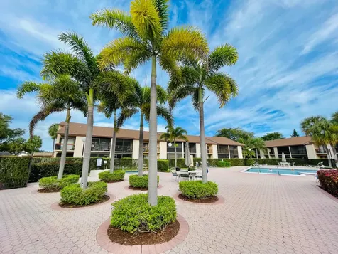 2297 SW 15th Street Deerfield Beach FL 33442