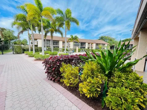 2297 SW 15th Street Deerfield Beach FL 33442