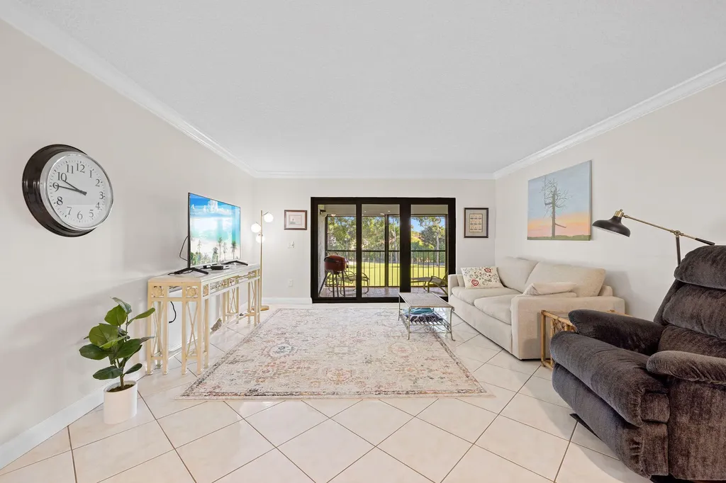 9193 Pecky Cypress Lane Boca Raton FL 33428