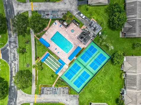 5250 Las Verdes Circle Delray Beach FL 33484