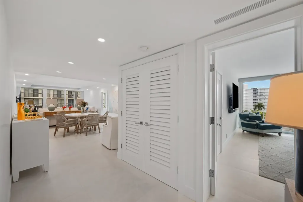 2784 S Ocean Boulevard Palm Beach FL 33480