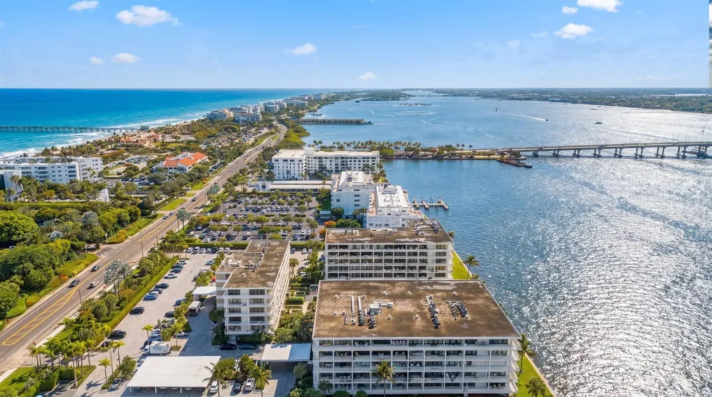 2784 S Ocean Boulevard Palm Beach FL 33480