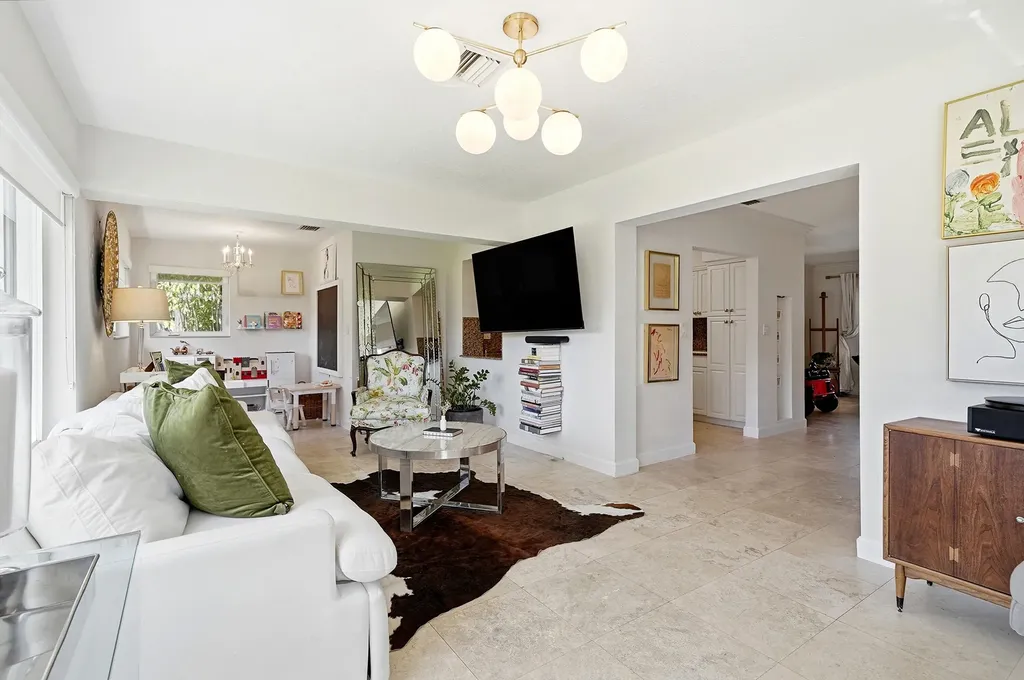 2140 NE 52nd Court Fort Lauderdale FL 33308