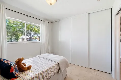2140 NE 52nd Court Fort Lauderdale FL 33308