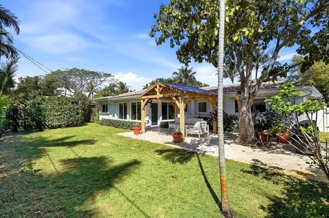 2140 NE 52nd Court Fort Lauderdale FL 33308