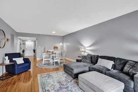 4200 Oaks Terrace Pompano Beach FL 33069