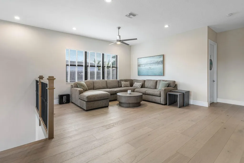 17317 Santaluce Manor Boca Raton FL 33496