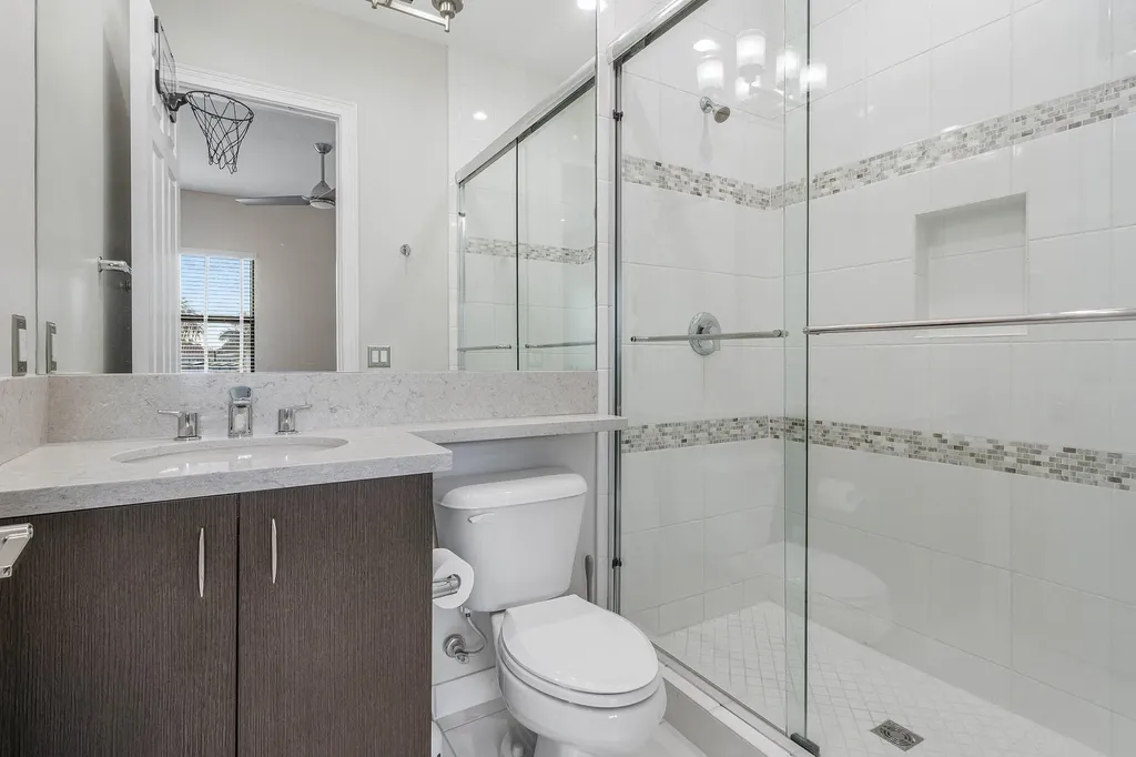 17317 Santaluce Manor Boca Raton FL 33496