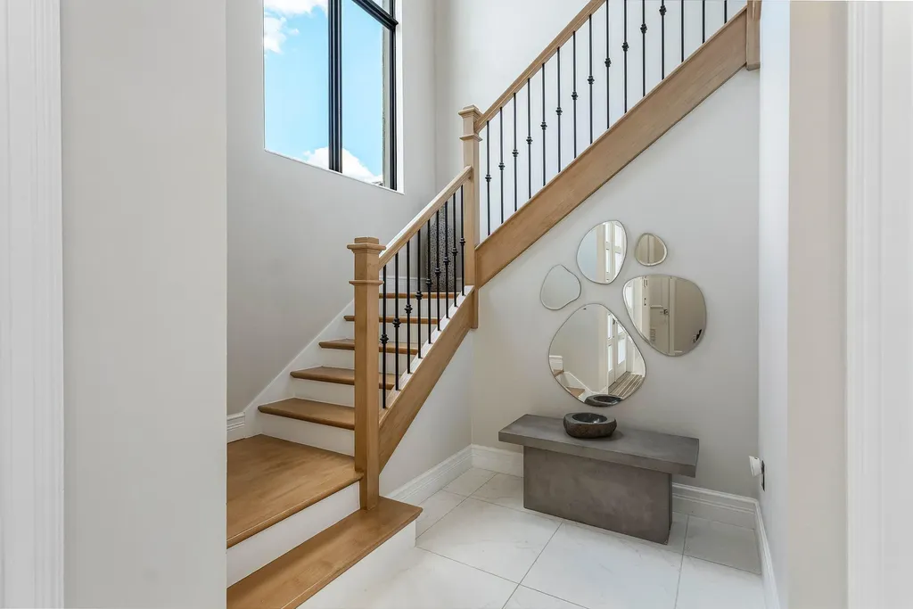17317 Santaluce Manor Boca Raton FL 33496