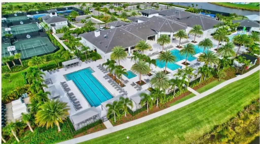17317 Santaluce Manor Boca Raton FL 33496