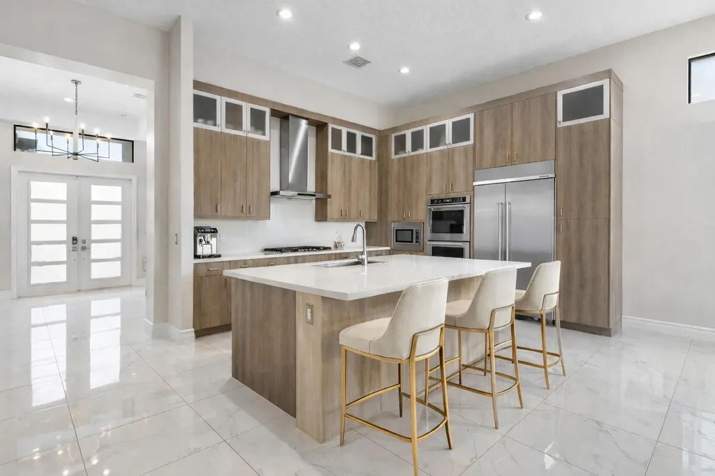 17317 Santaluce Manor Boca Raton FL 33496