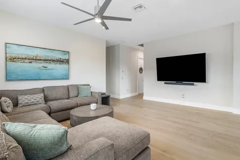 17317 Santaluce Manor Boca Raton FL 33496