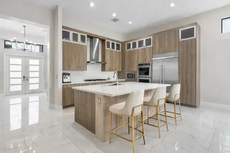 17317 Santaluce Manor Boca Raton FL 33496