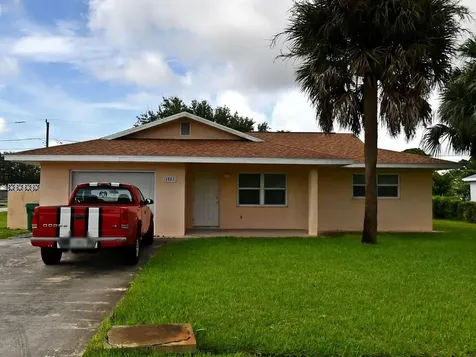1501 SE Minorca Avenue Port St Lucie FL 34952