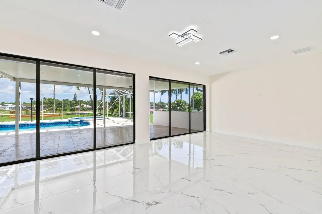 163 SE Osprey Ridge Port St Lucie FL 34984