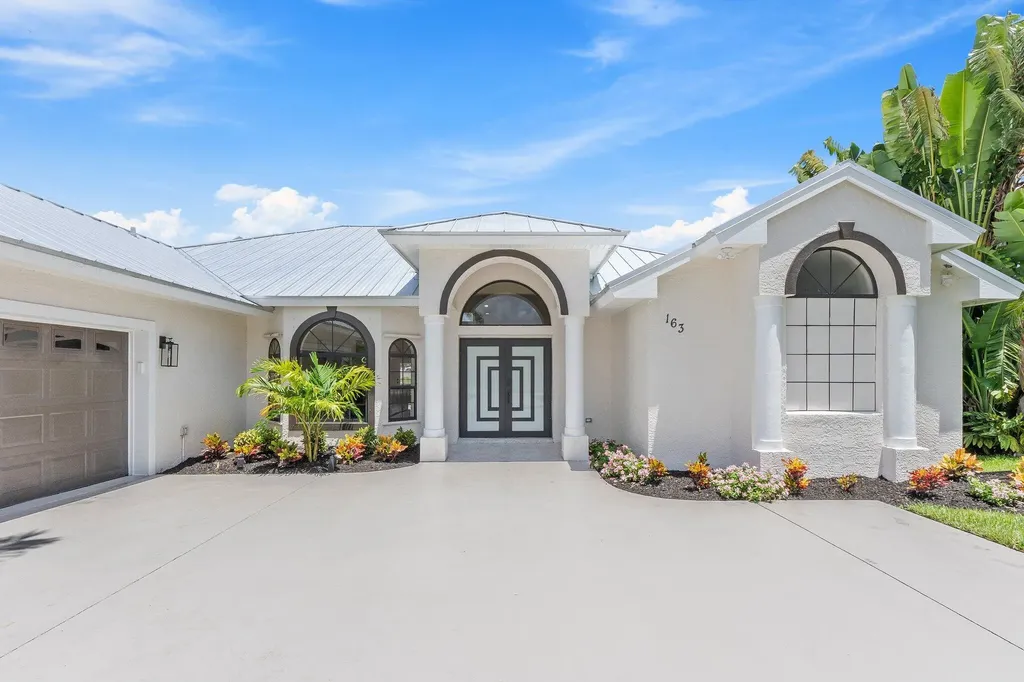 163 SE Osprey Ridge Port St Lucie FL 34984