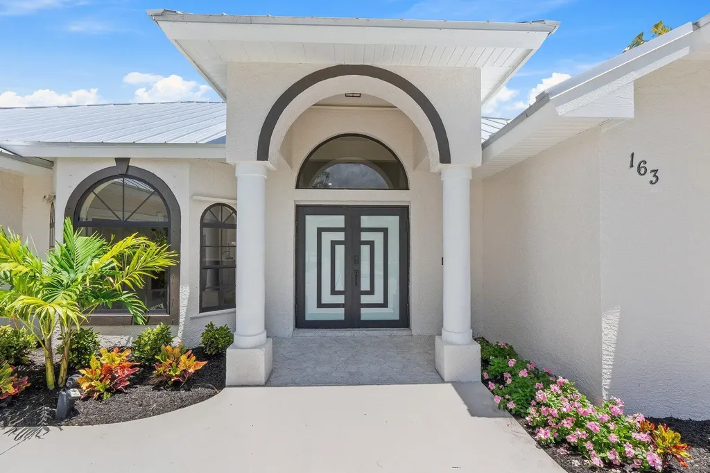163 SE Osprey Ridge Port St Lucie FL 34984