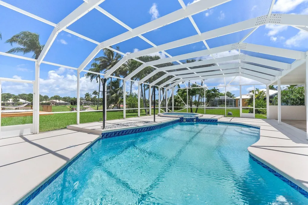 163 SE Osprey Ridge Port St Lucie FL 34984