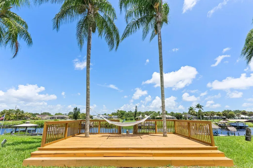163 SE Osprey Ridge Port St Lucie FL 34984