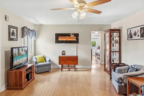 302 Pine Ridge Circle Greenacres FL 33463