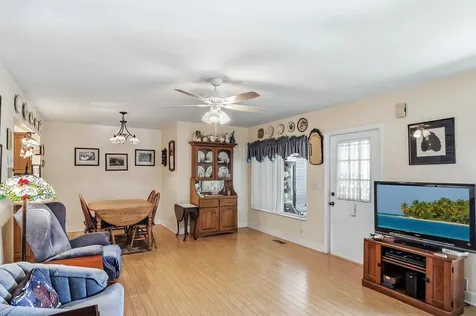 302 Pine Ridge Circle Greenacres FL 33463