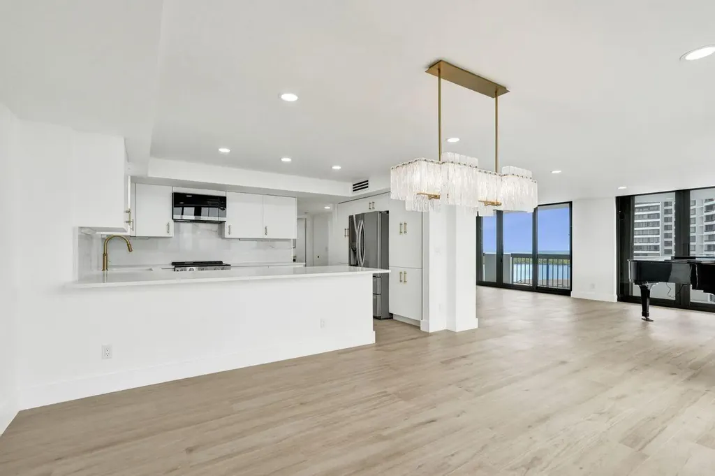 108 Lakeshore Drive North Palm Beach FL 33408