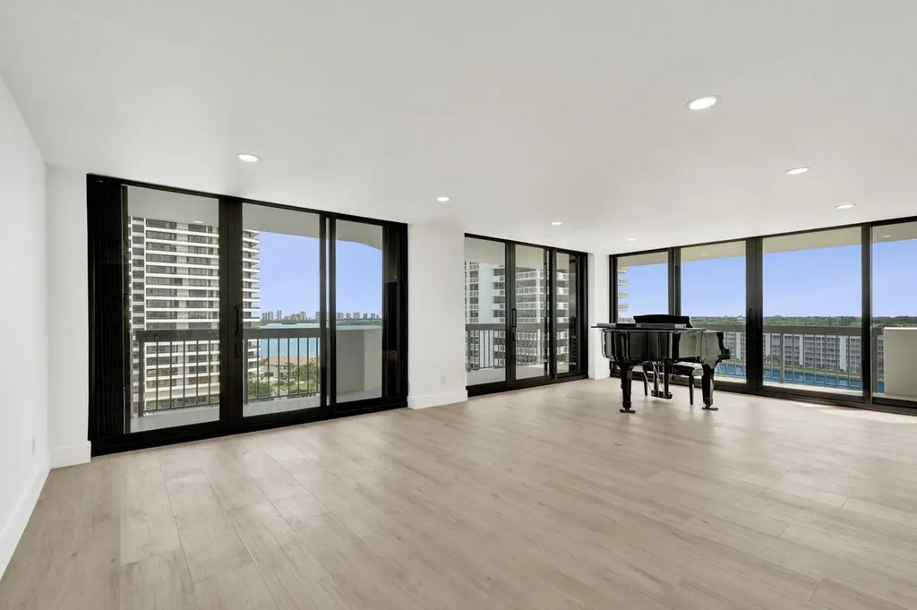 108 Lakeshore Drive North Palm Beach FL 33408