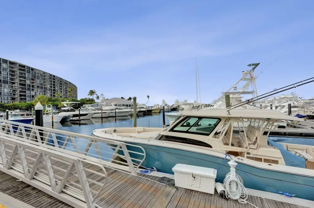 108 Lakeshore Drive North Palm Beach FL 33408