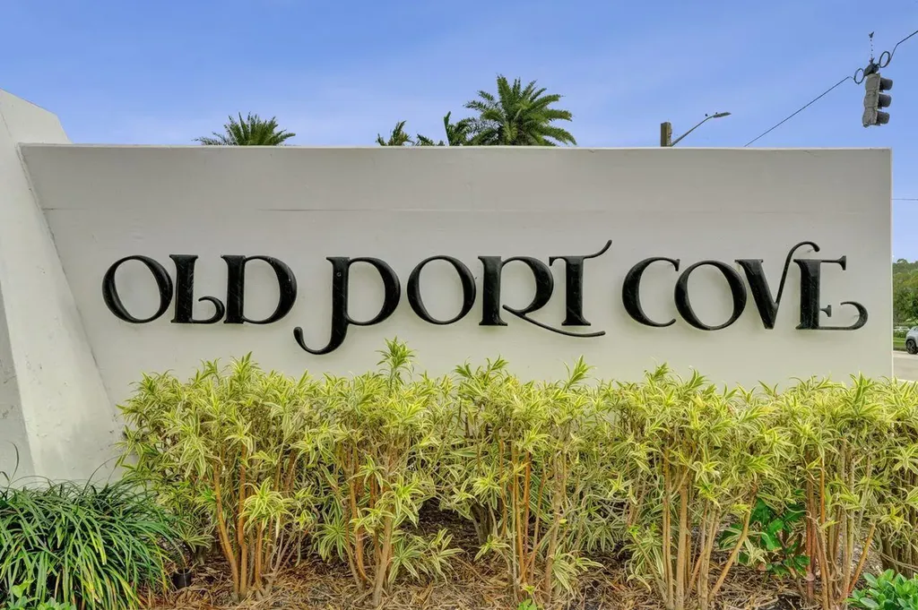 108 Lakeshore Drive North Palm Beach FL 33408