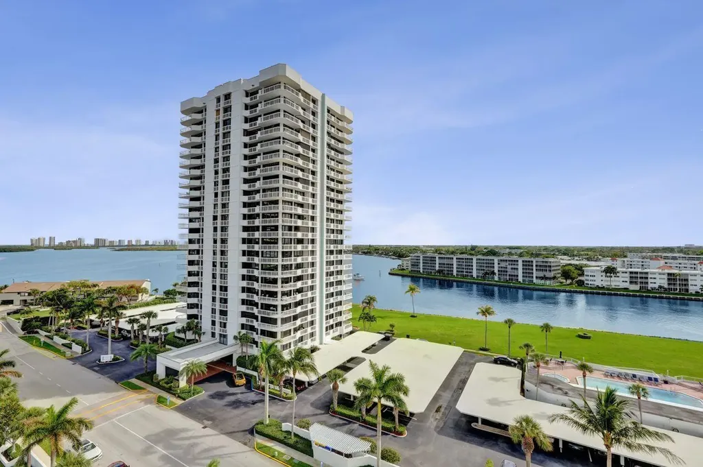 108 Lakeshore Drive North Palm Beach FL 33408