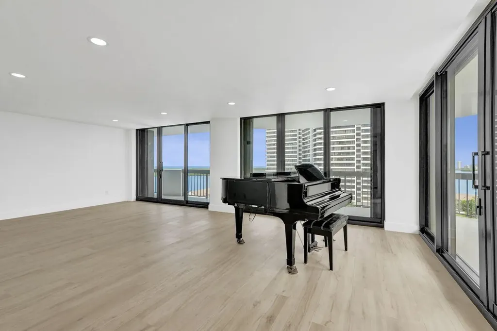 108 Lakeshore Drive North Palm Beach FL 33408