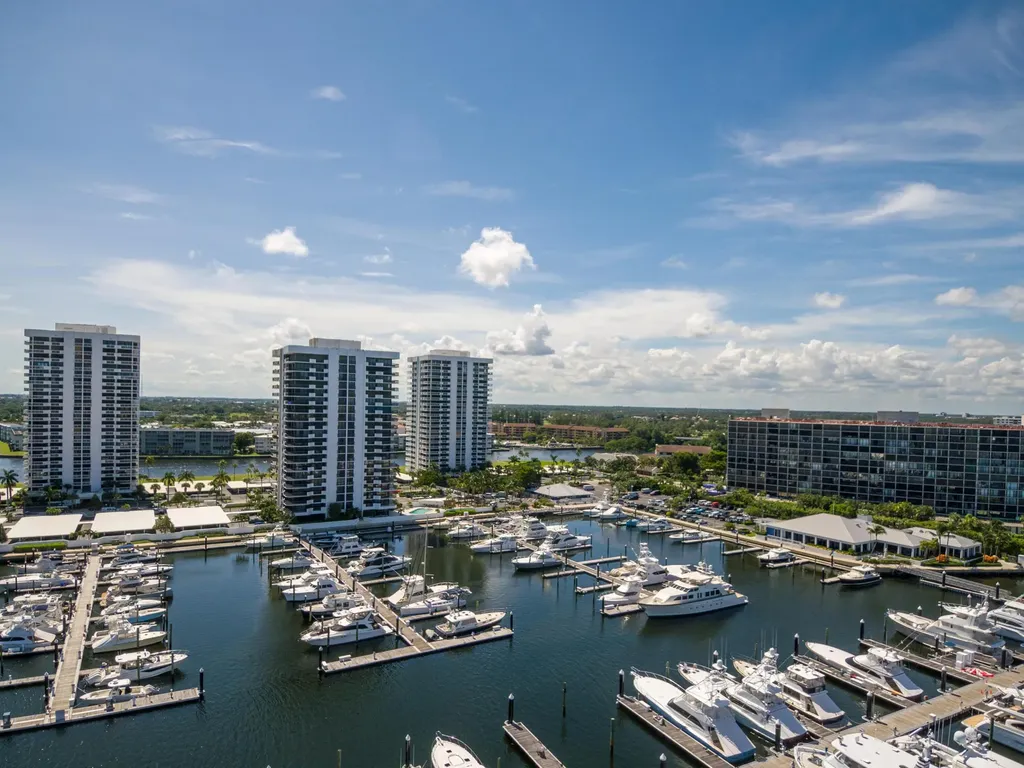 108 Lakeshore Drive North Palm Beach FL 33408
