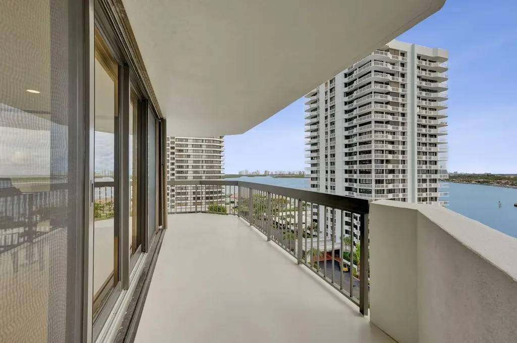 108 Lakeshore Drive North Palm Beach FL 33408