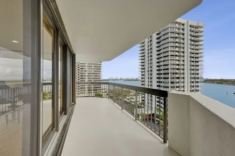 108 Lakeshore Drive North Palm Beach FL 33408