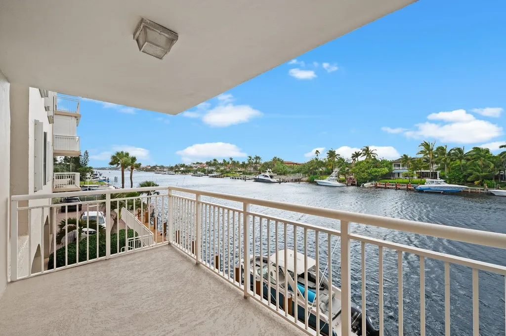 1050 Hillsboro Mile Hillsboro Beach FL 33062