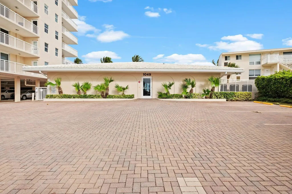 1050 Hillsboro Mile Hillsboro Beach FL 33062
